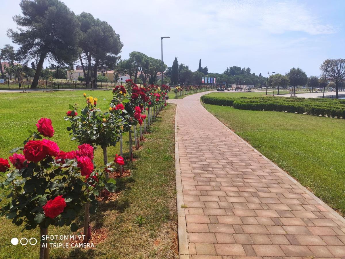 Dolce Vita City Center Umag Exteriör bild